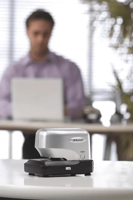 Rexel Stella30 Electric Cartridge Stapler