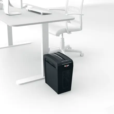 Компактный редер Rexel Secure X8-SL Whisper-Shred™, поперечная резка