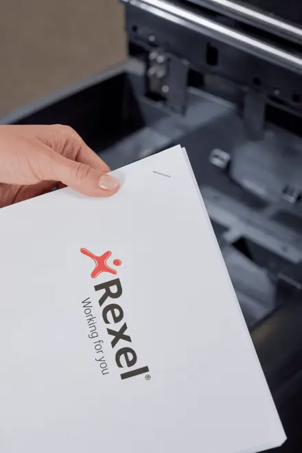 Destructora Rexel Auto+ 750X Auto-Alimentación Corte Partículas