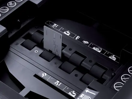 Destructora Rexel Auto+ 300X Auto-Alimentación Corte Partículas